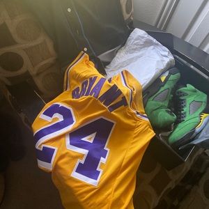 Meet your Posher, Jonathan